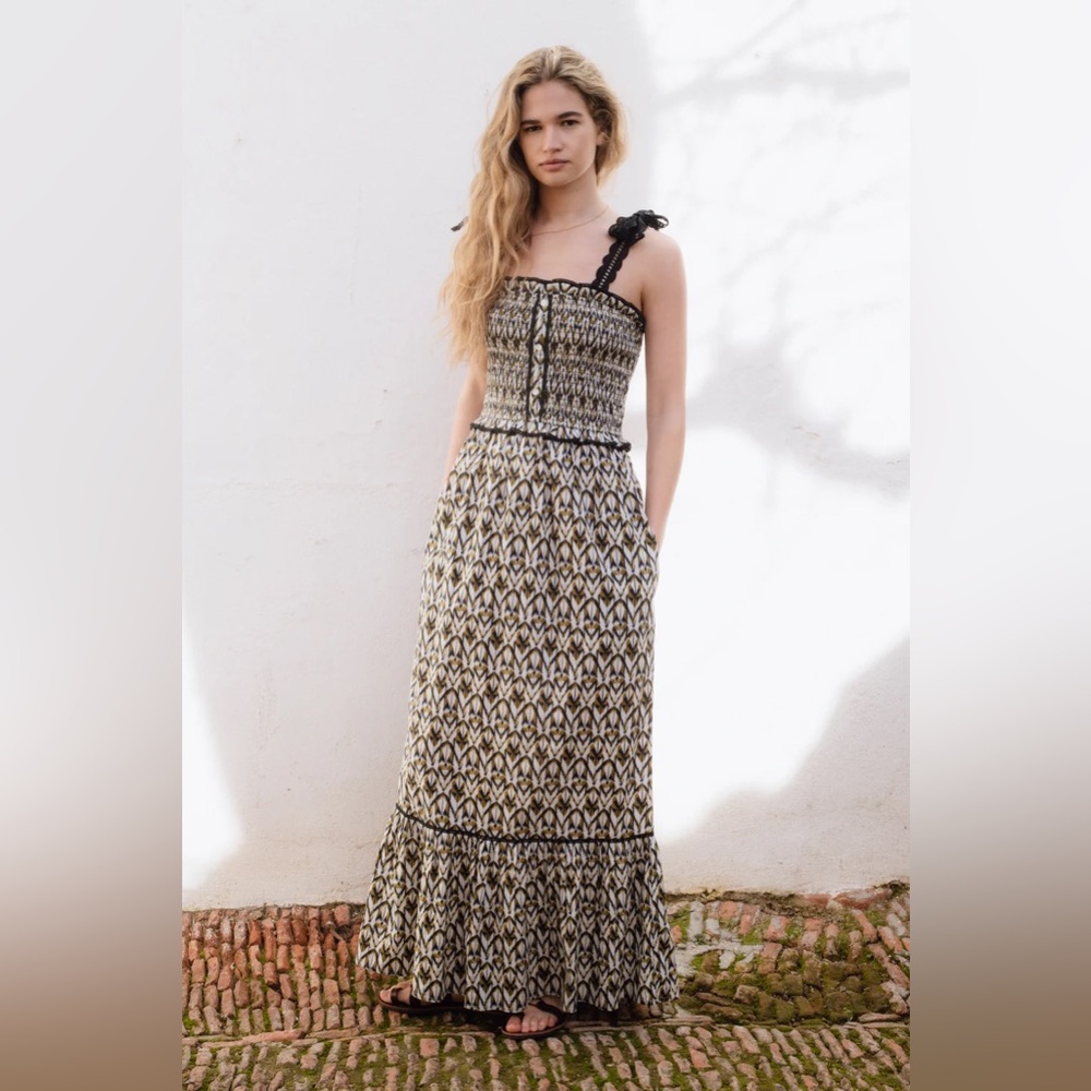 SONMER Black and Green Ruffled Tiered Maxi Sundress